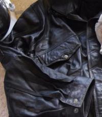 Cara memperbarui jaket kulit di rumah - tips bermanfaat dan sedikit trik