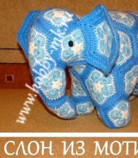 Crochet toys from motifs