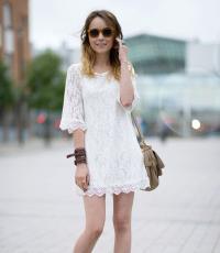 Stylish tips - what to wear with different colored ankle boots, photo