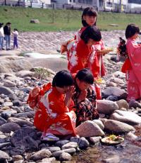 Hinamatsuri - liburan anak perempuan di Jepang: asal usul dan tradisi perayaan